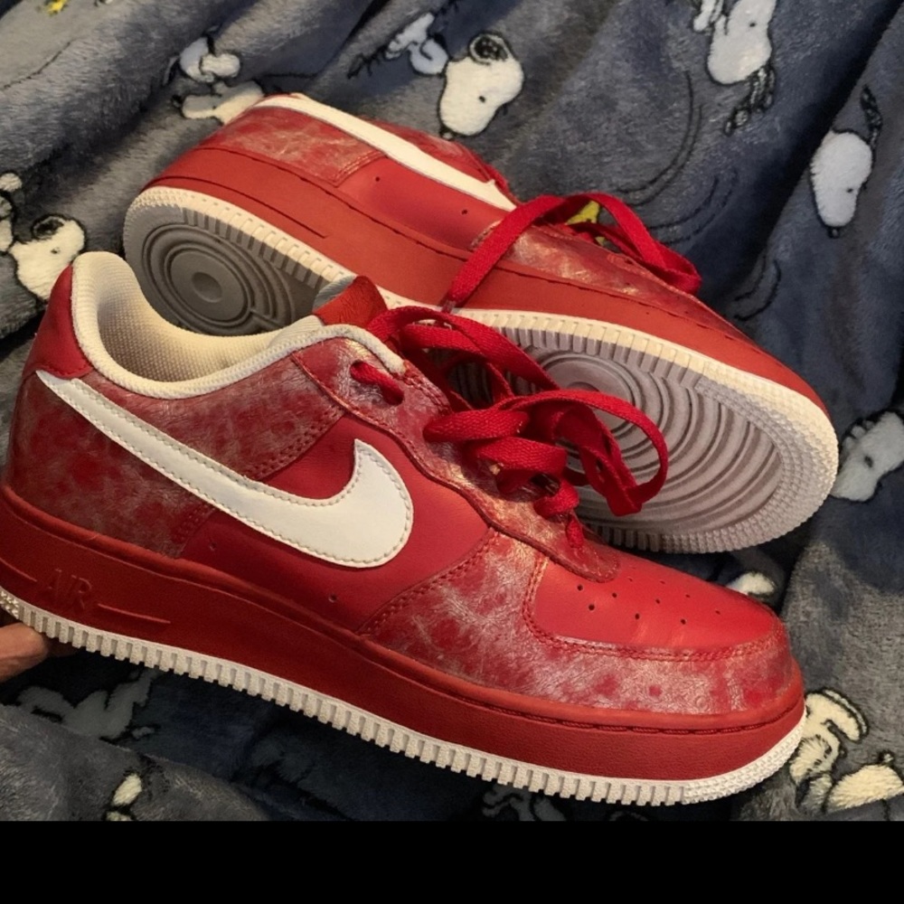 NIKE AIR FORCE 1 MENS size 8